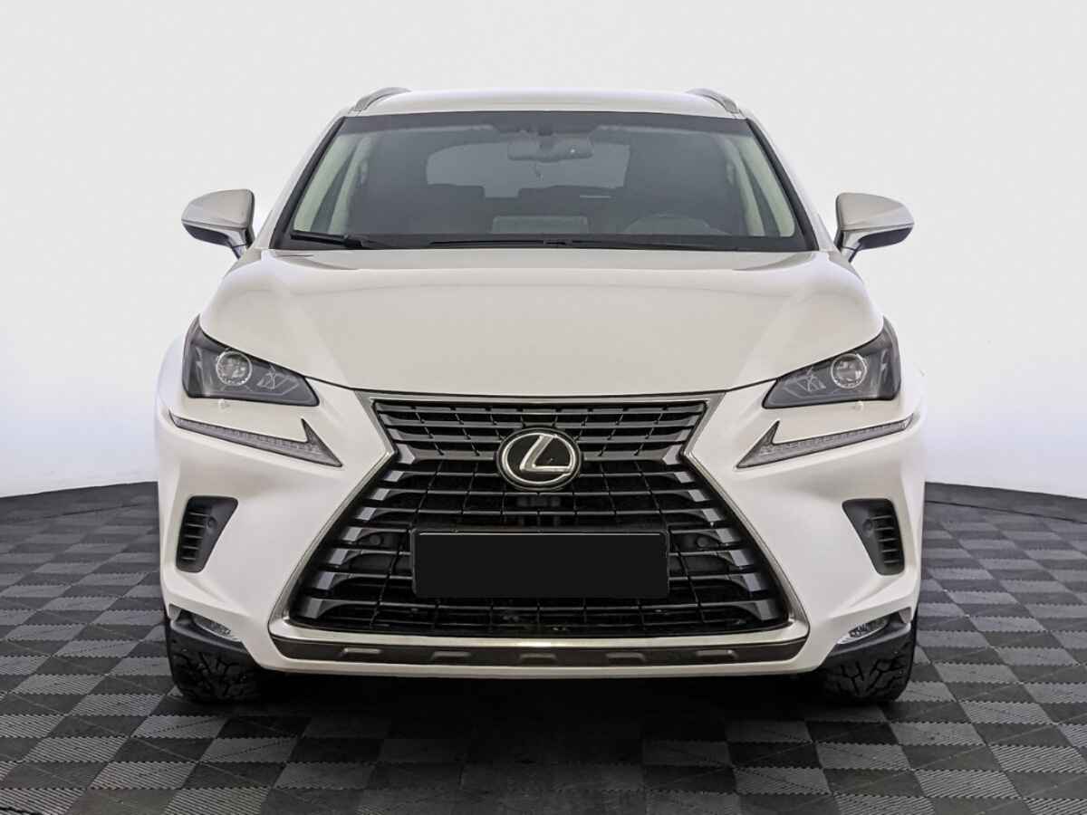 Lexus NX 300, 2021