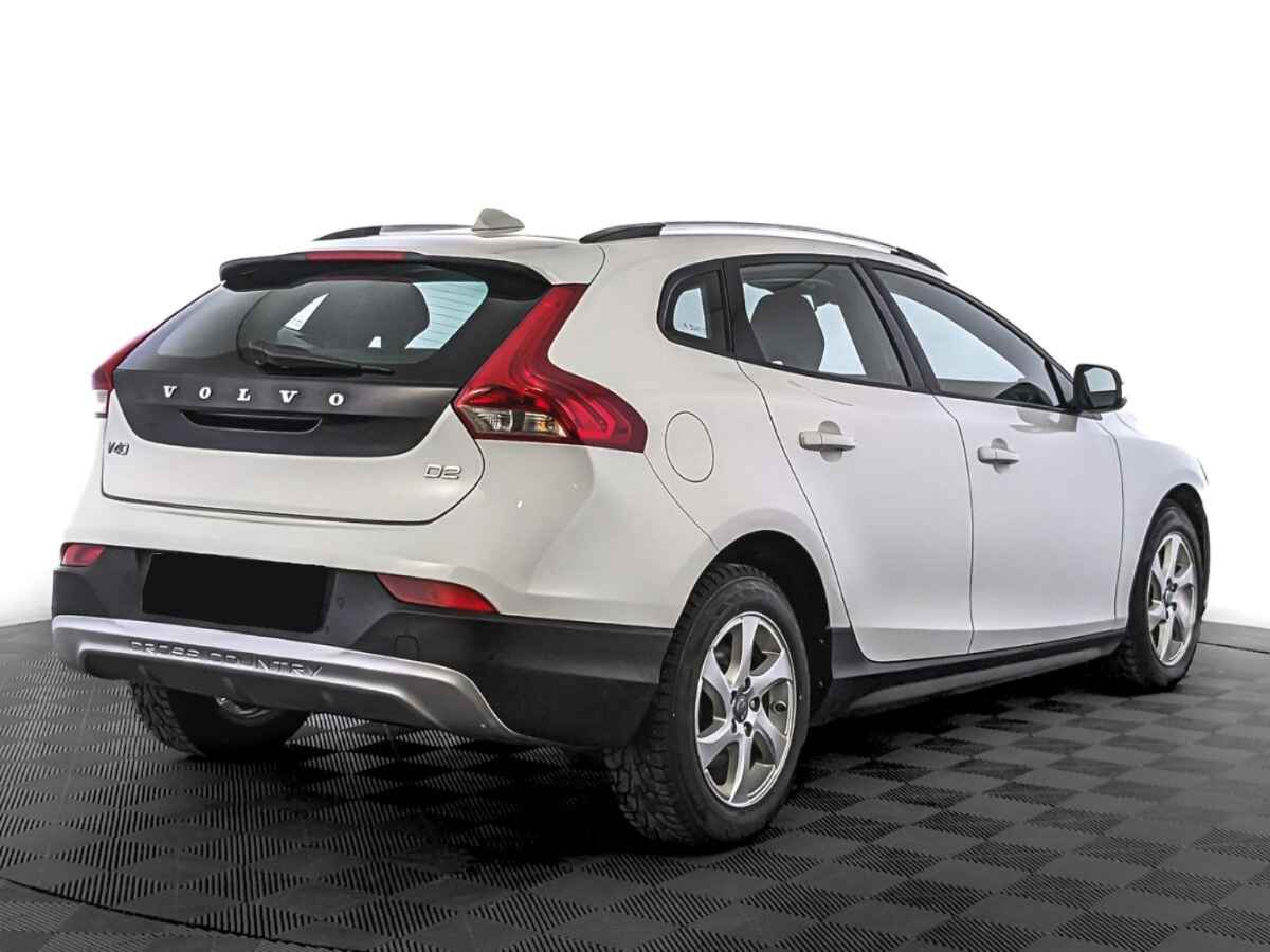 Volvo V40 Cross Country, 2014