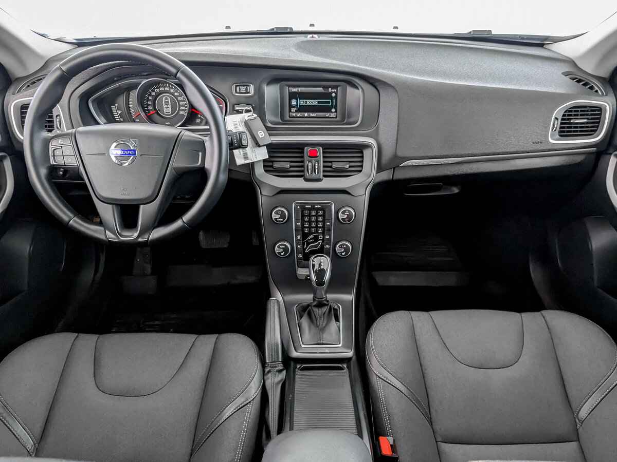 Volvo V40 Cross Country, 2014