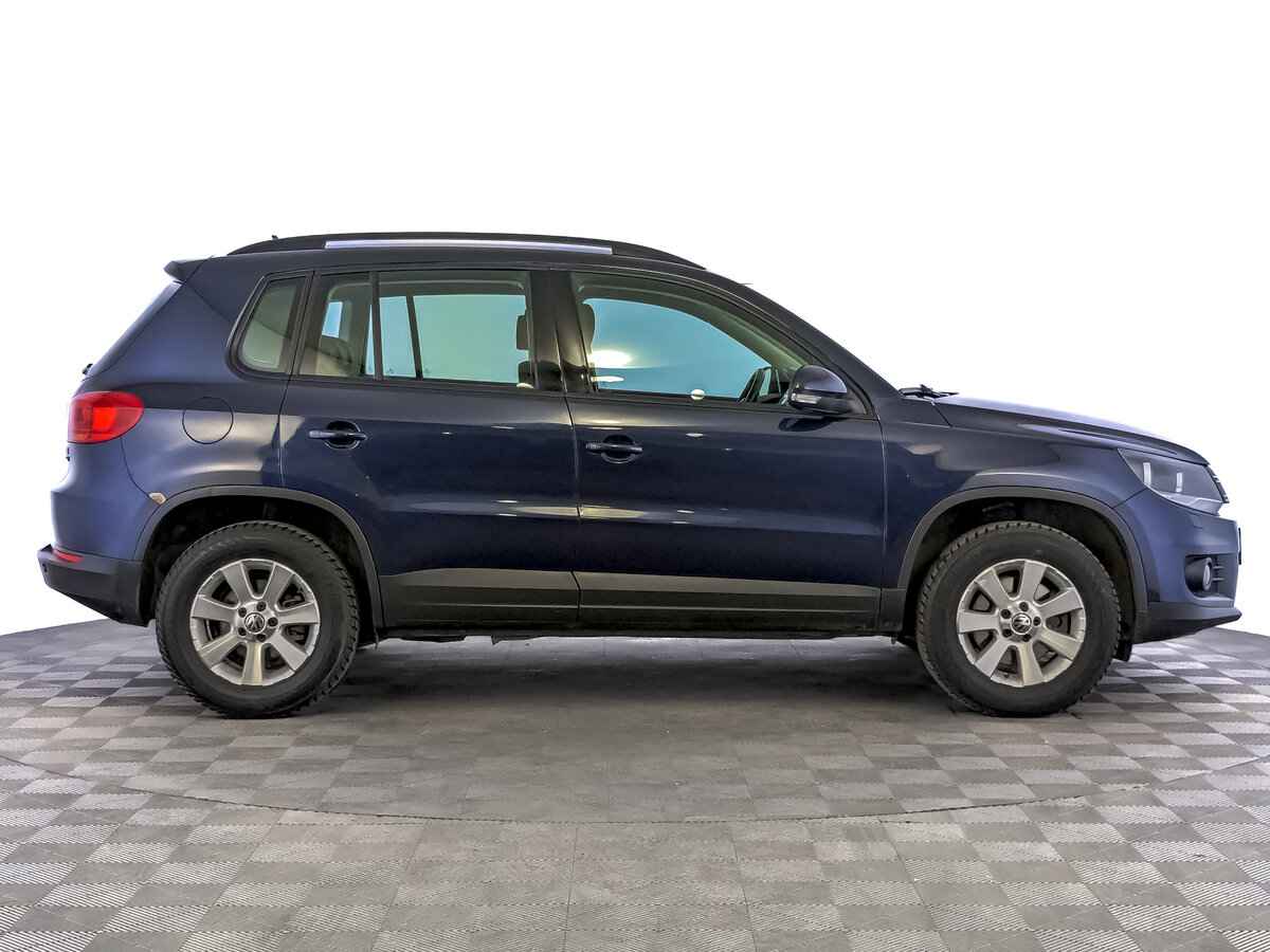 Volkswagen Tiguan, 2015