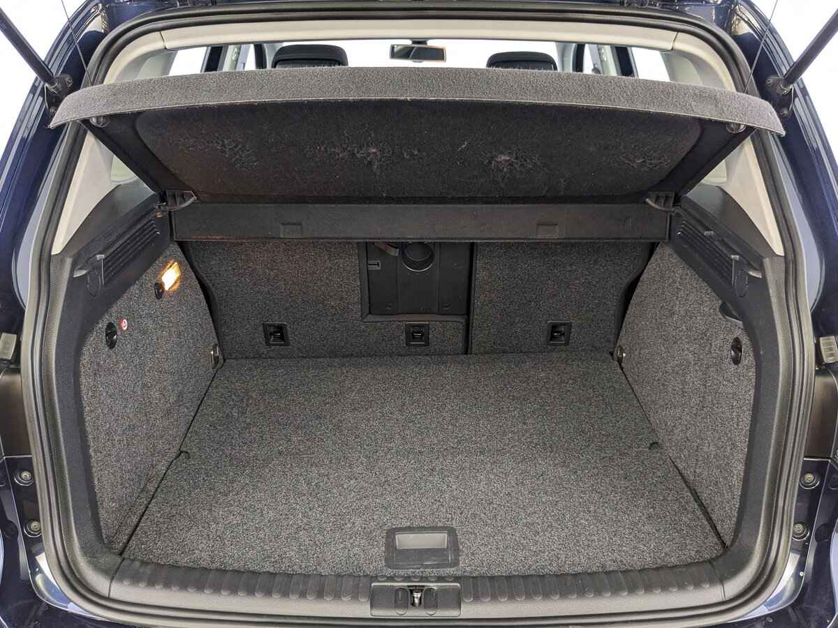 Volkswagen Tiguan, 2015