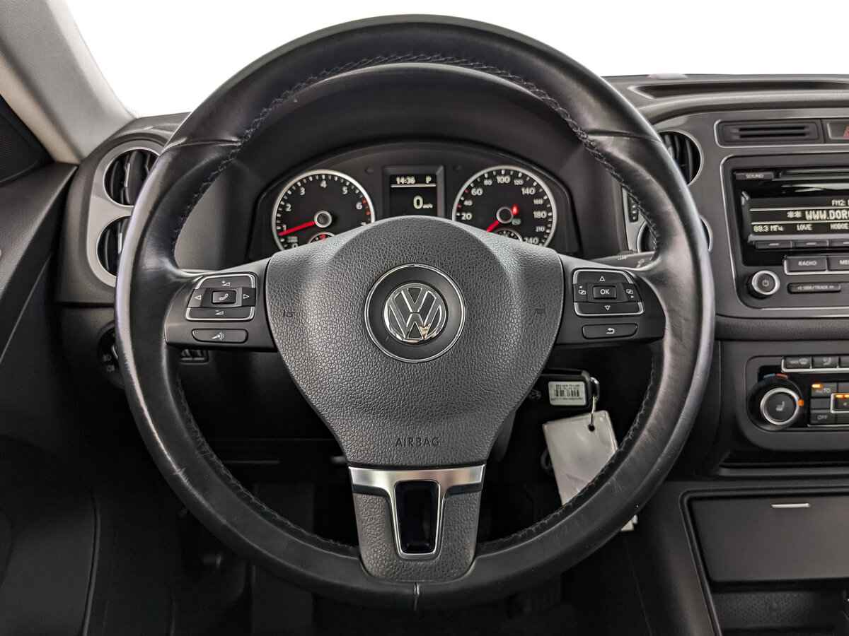 Volkswagen Tiguan, 2015