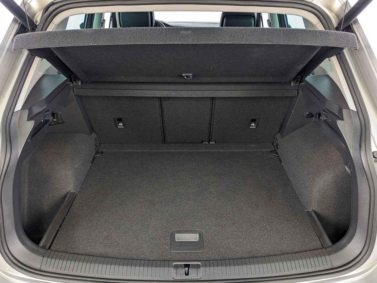 Volkswagen Tiguan, 2021