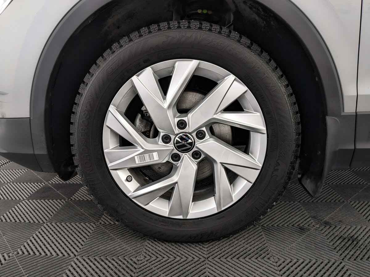 Volkswagen Tiguan, 2021