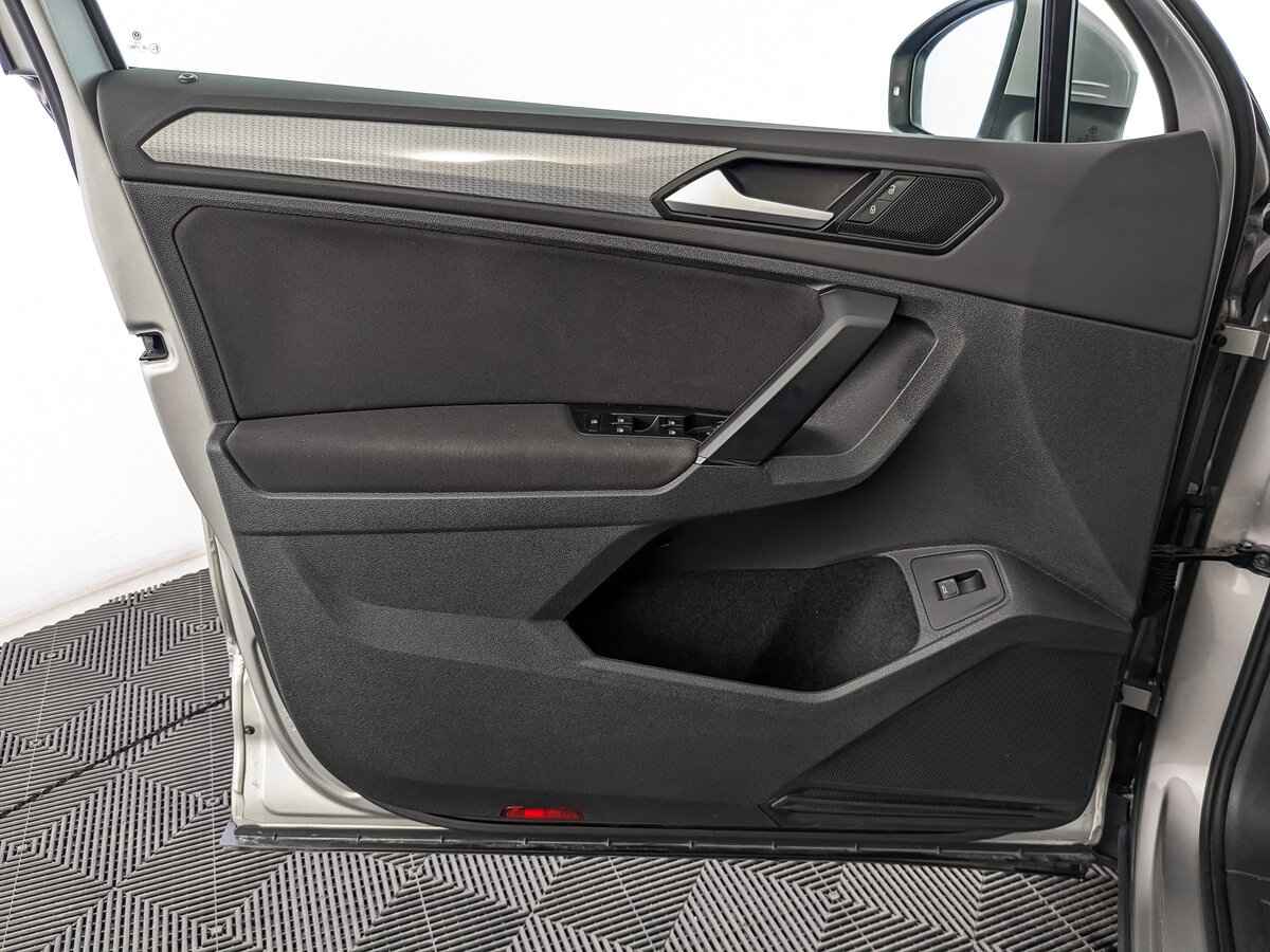 Volkswagen Tiguan, 2021