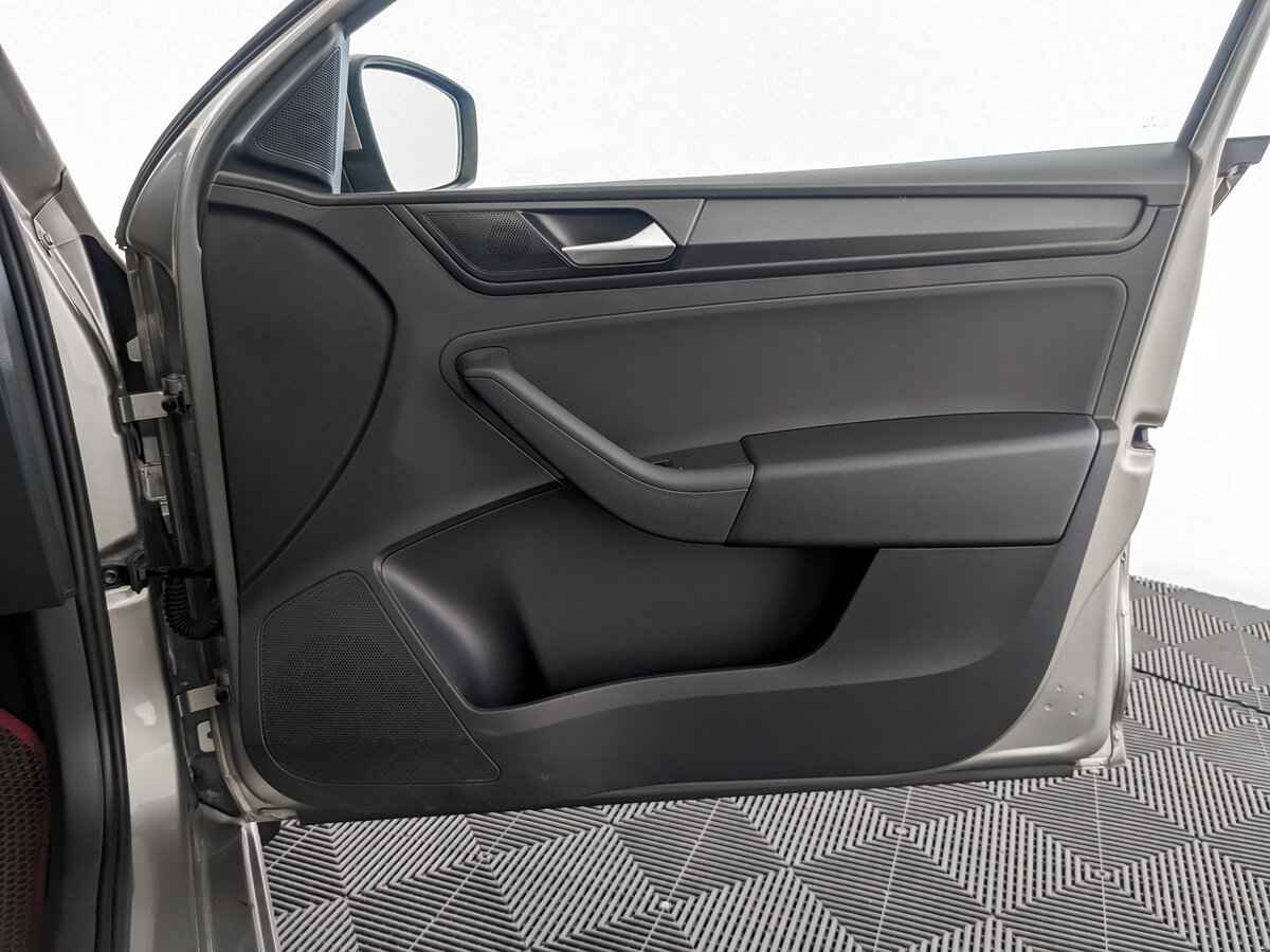 Volkswagen Polo, 2020