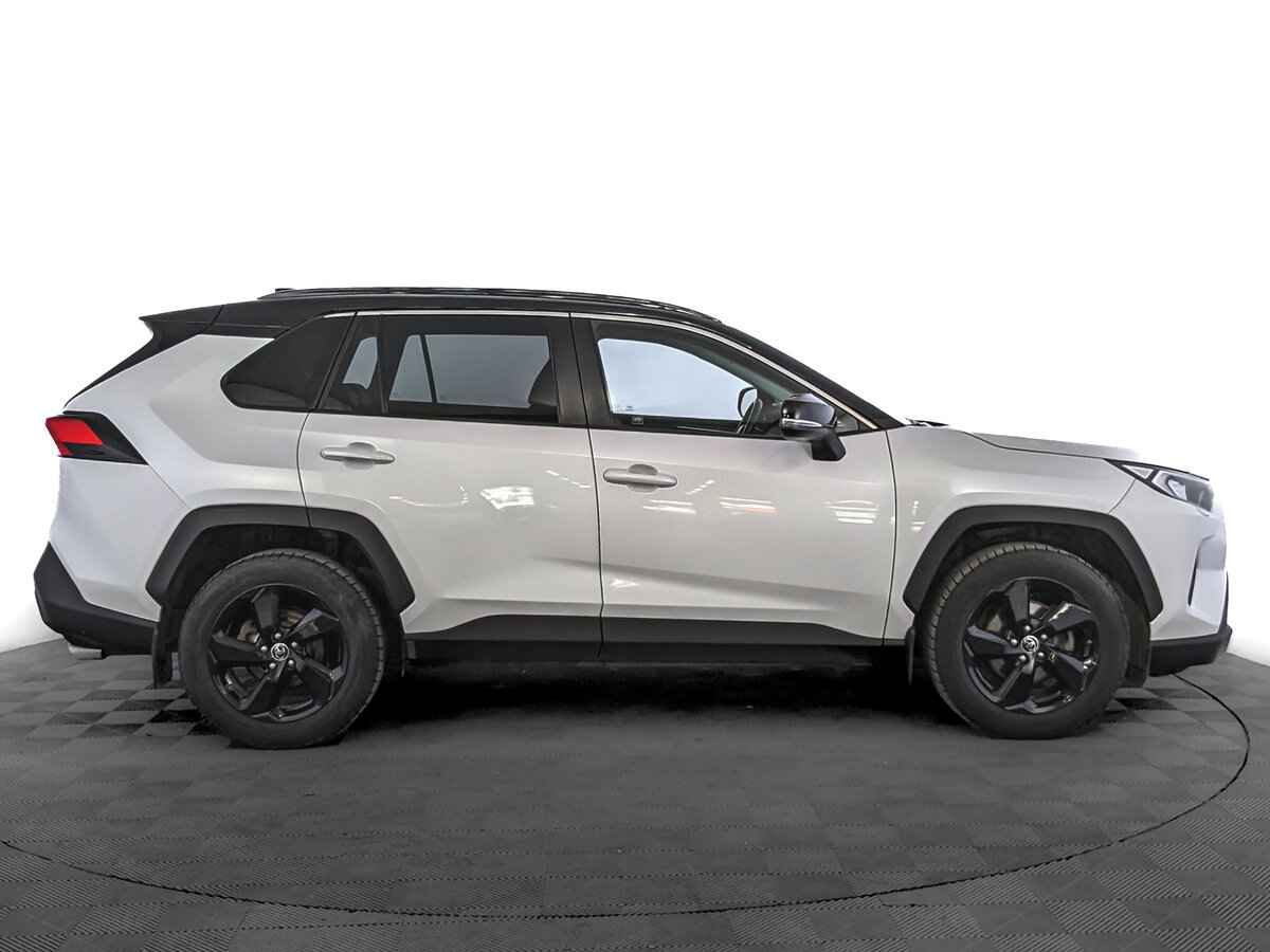 Toyota RAV4, 2021
