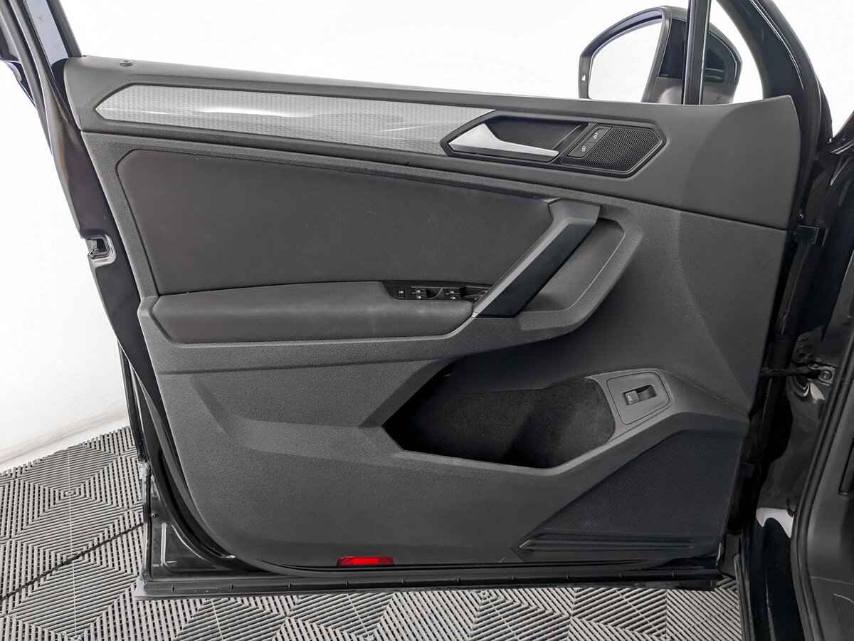 Volkswagen Tiguan, 2021