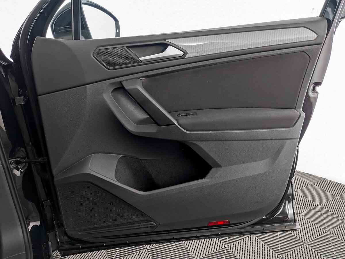 Volkswagen Tiguan, 2021