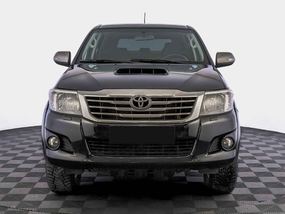 Toyota Hilux, 2014