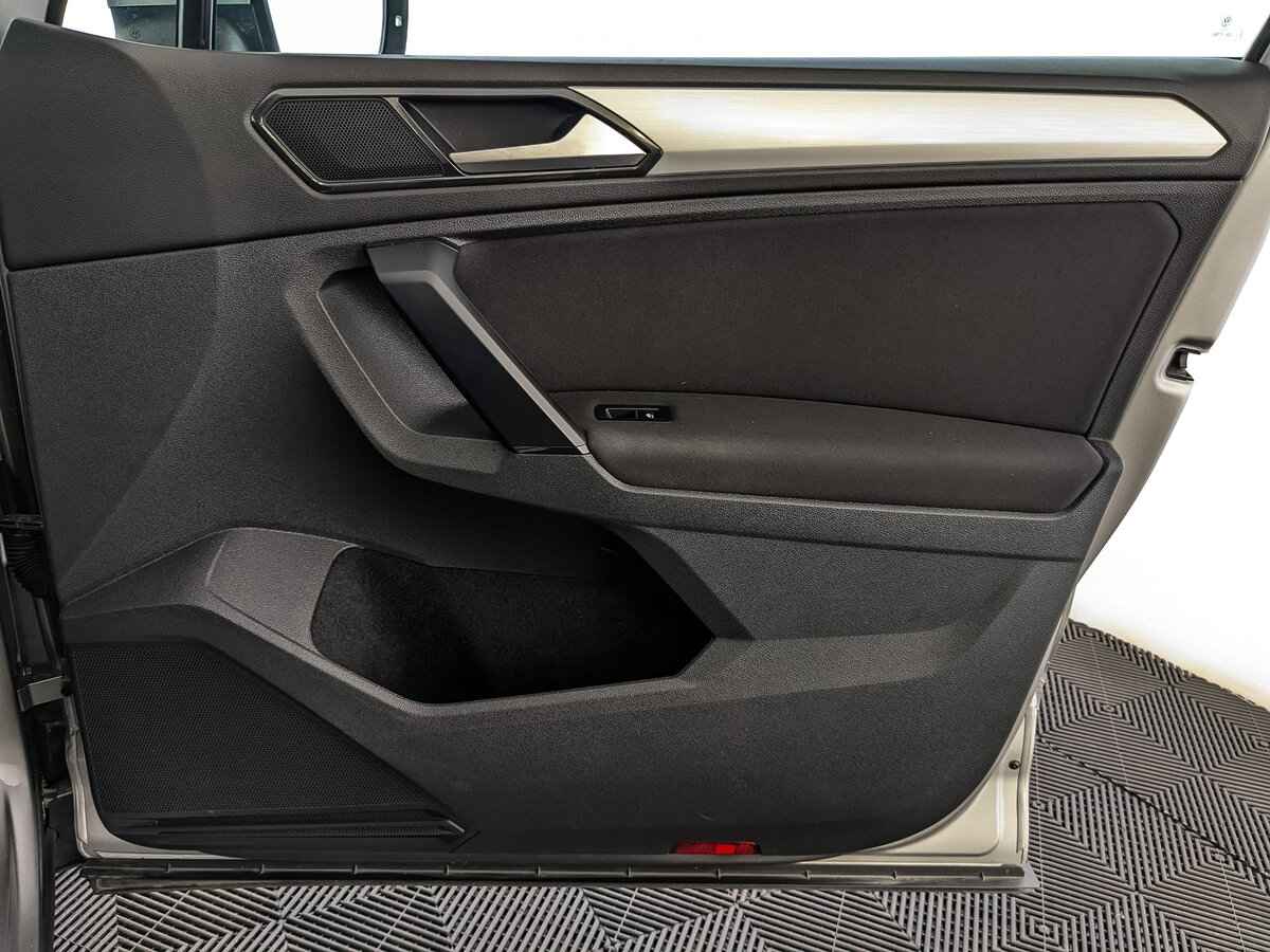 Volkswagen Tiguan, 2017