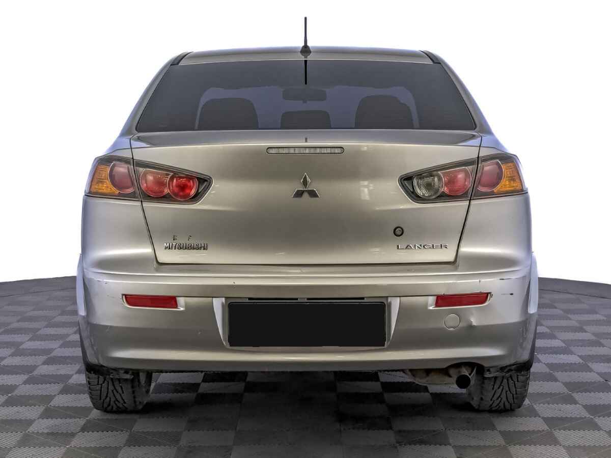 Mitsubishi Lancer, 2015