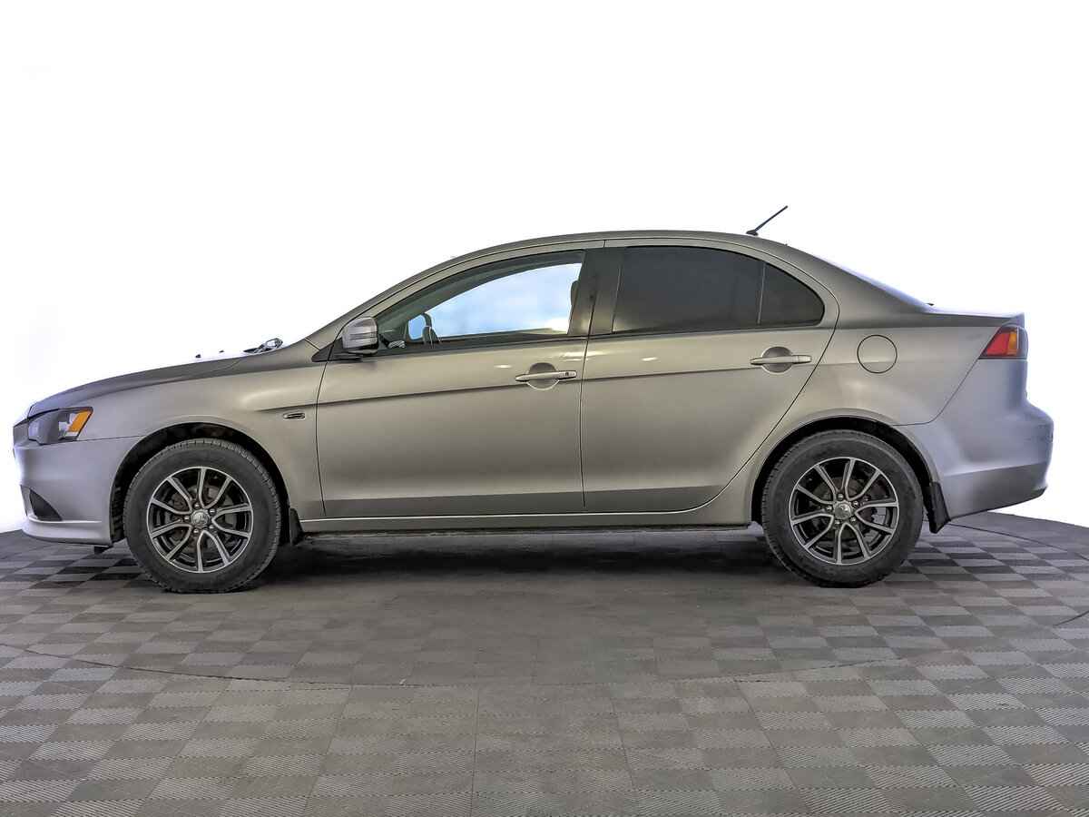 Mitsubishi Lancer, 2015