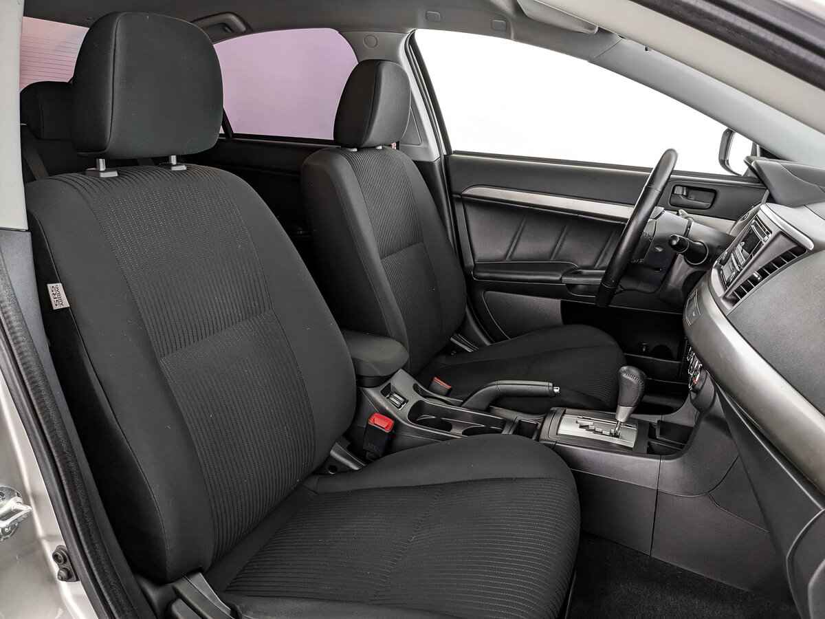 Mitsubishi Lancer, 2015