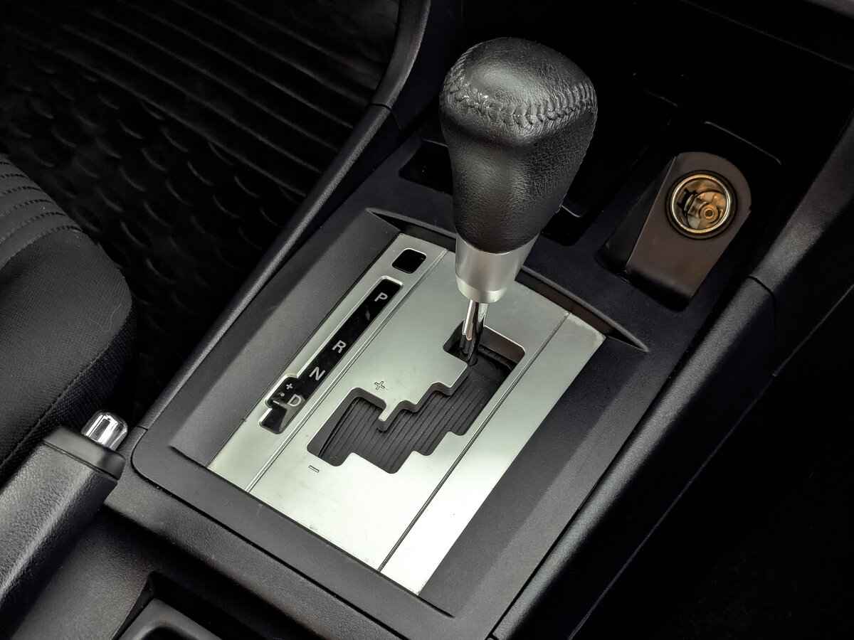 Mitsubishi Lancer, 2015