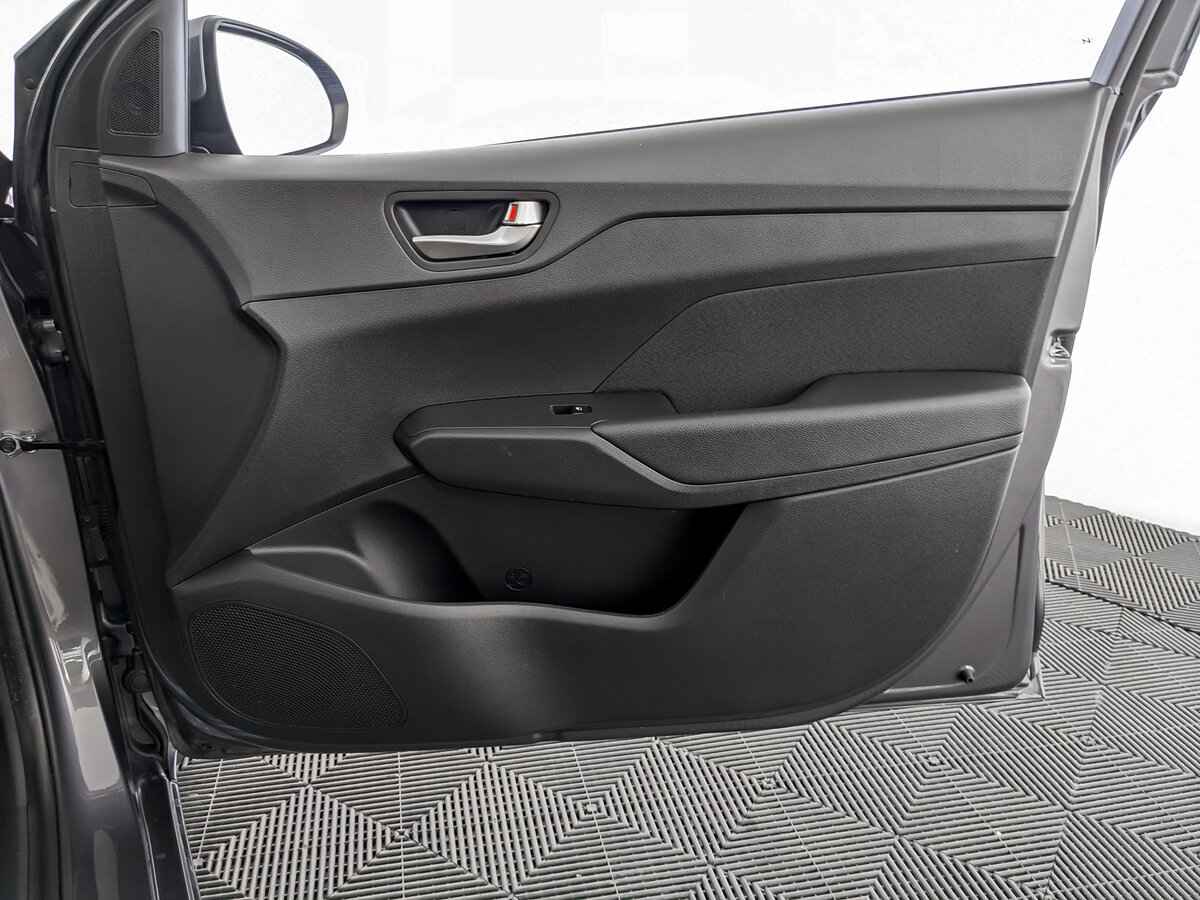 Hyundai Solaris, 2022