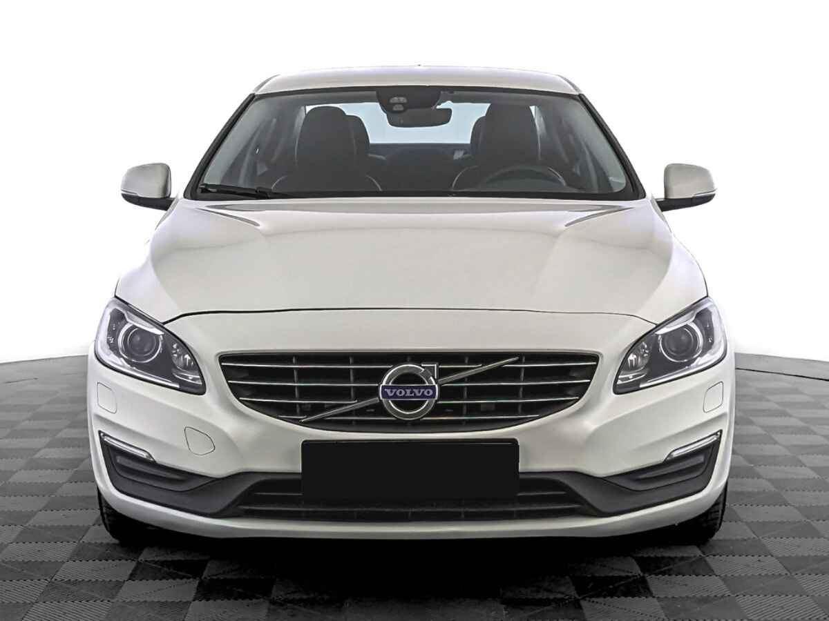 Volvo S60, 2015