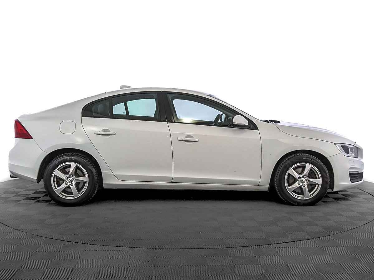 Volvo S60, 2015