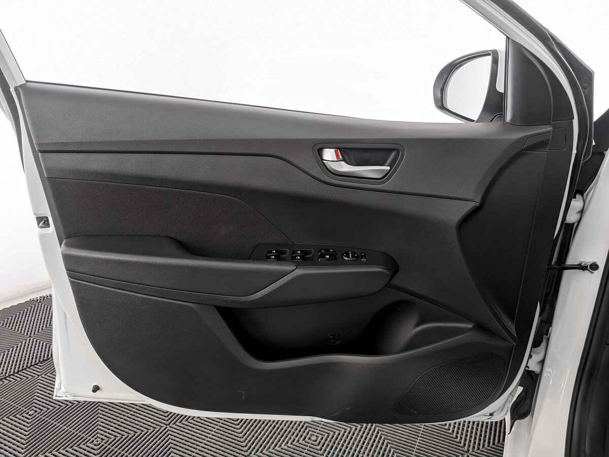 Hyundai Solaris, 2022