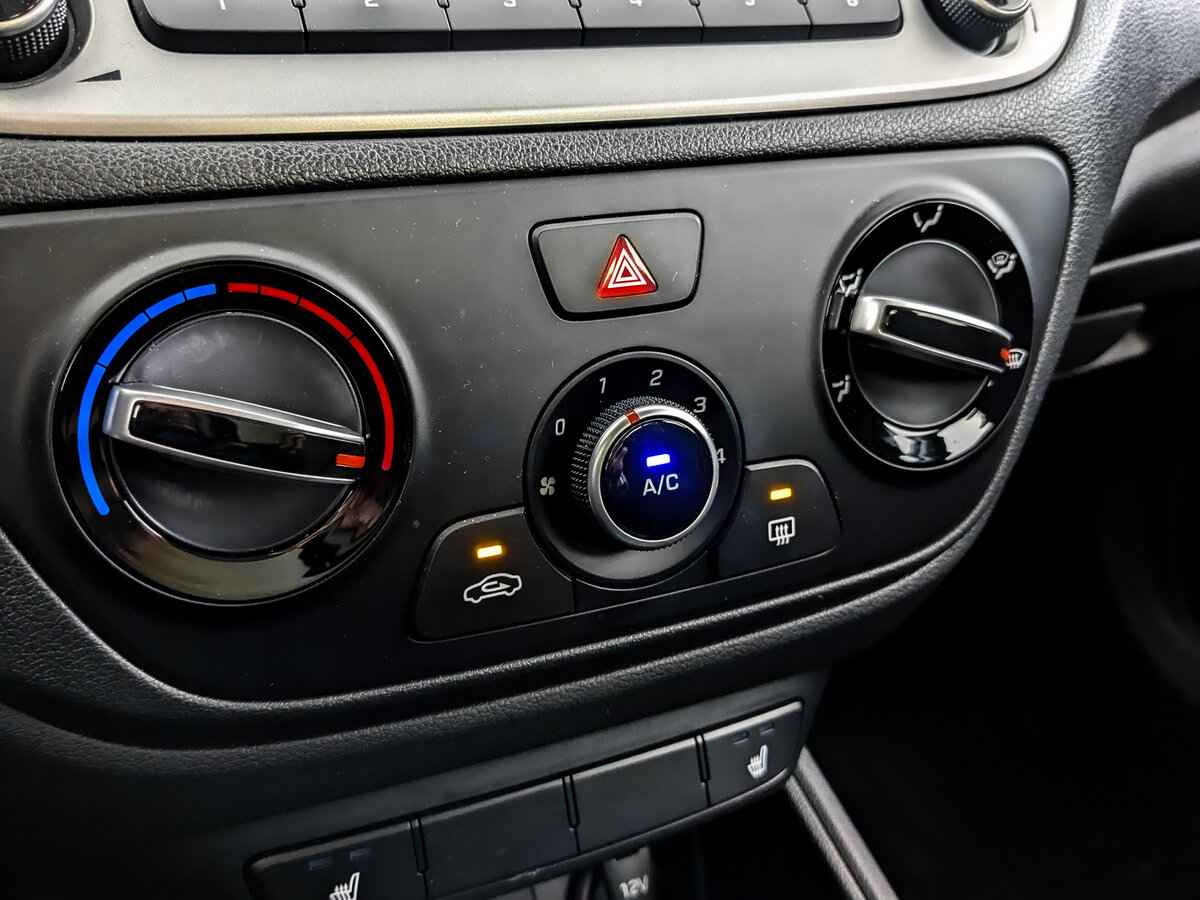 Hyundai Solaris, 2022