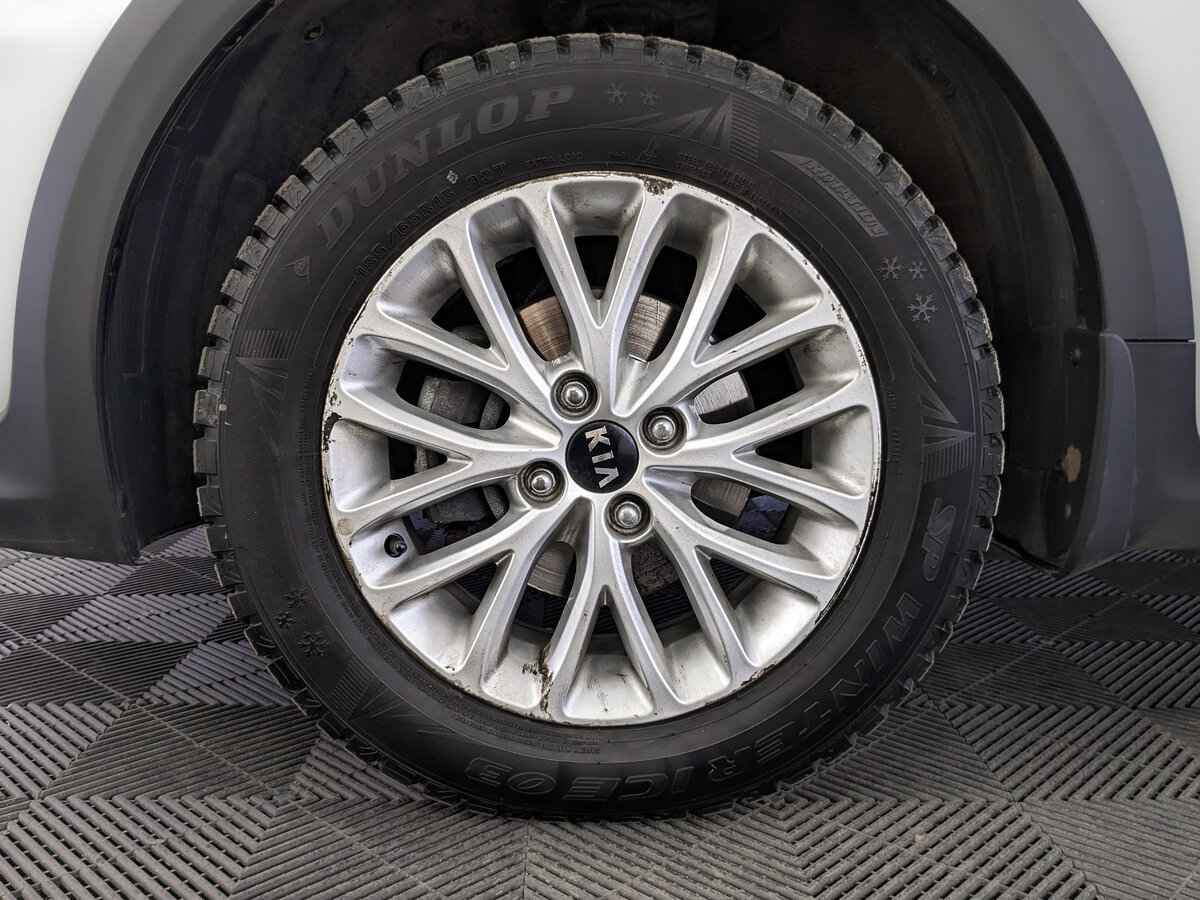 Kia Rio X-Line, 2020