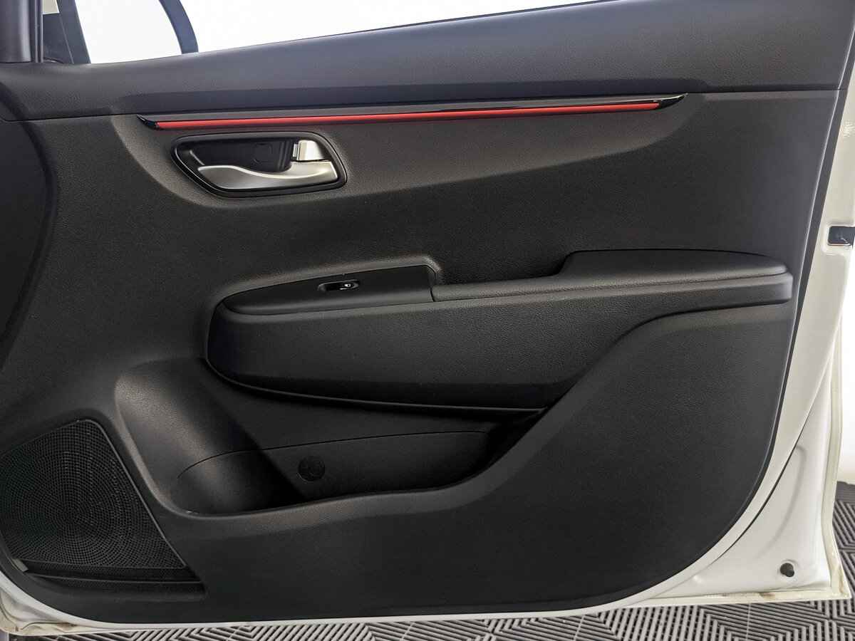 Kia Rio X-Line, 2020