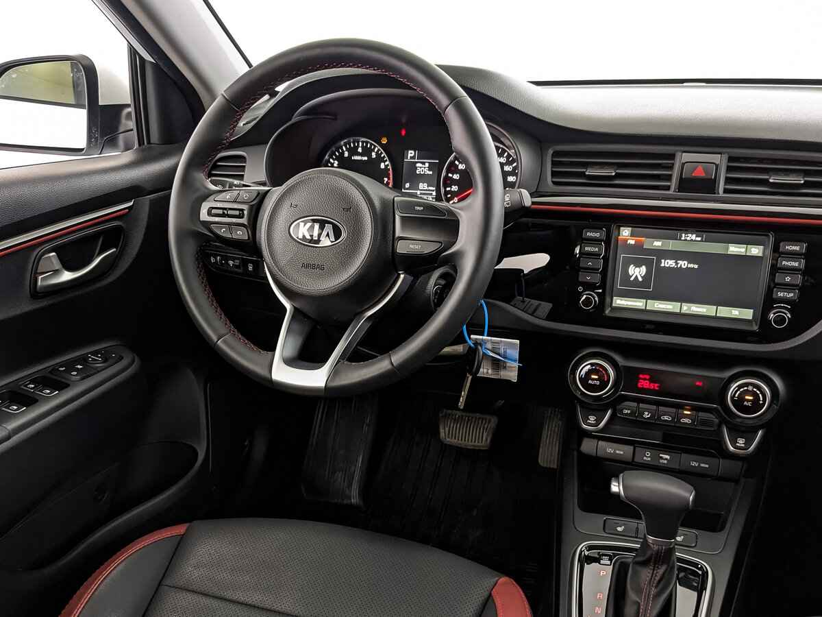 Kia Rio X-Line, 2020