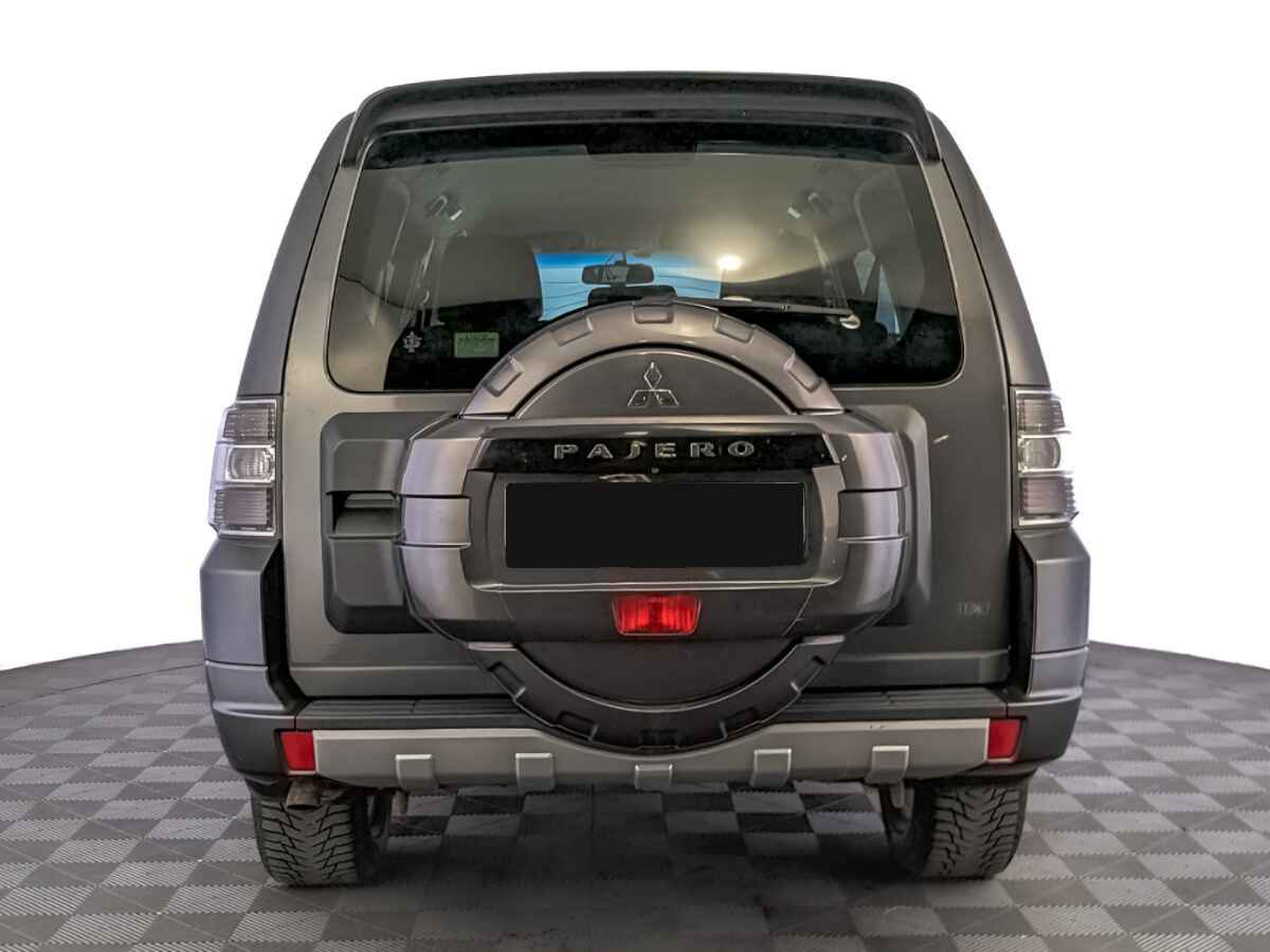 Mitsubishi Pajero, 2013