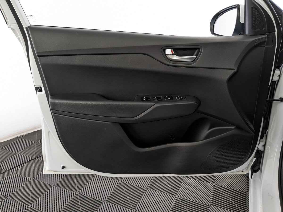 Hyundai Solaris, 2020