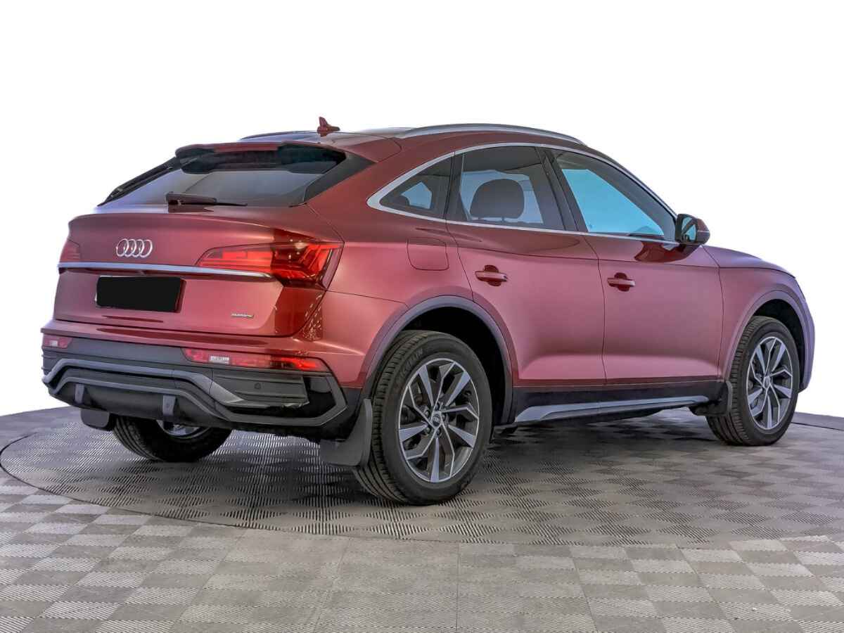 Audi Q5 Sportback 45 TFSI, 2021