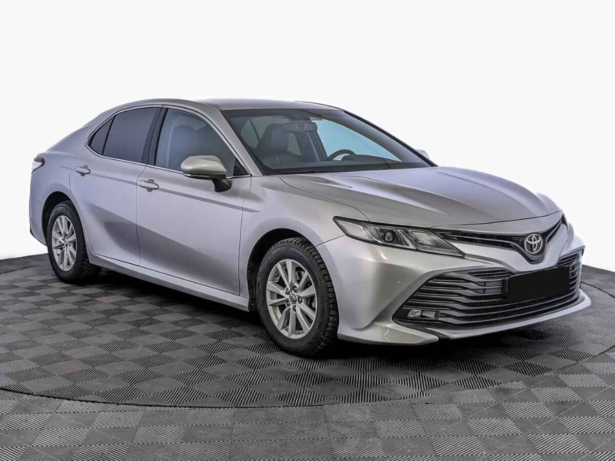 Toyota Camry, 2020