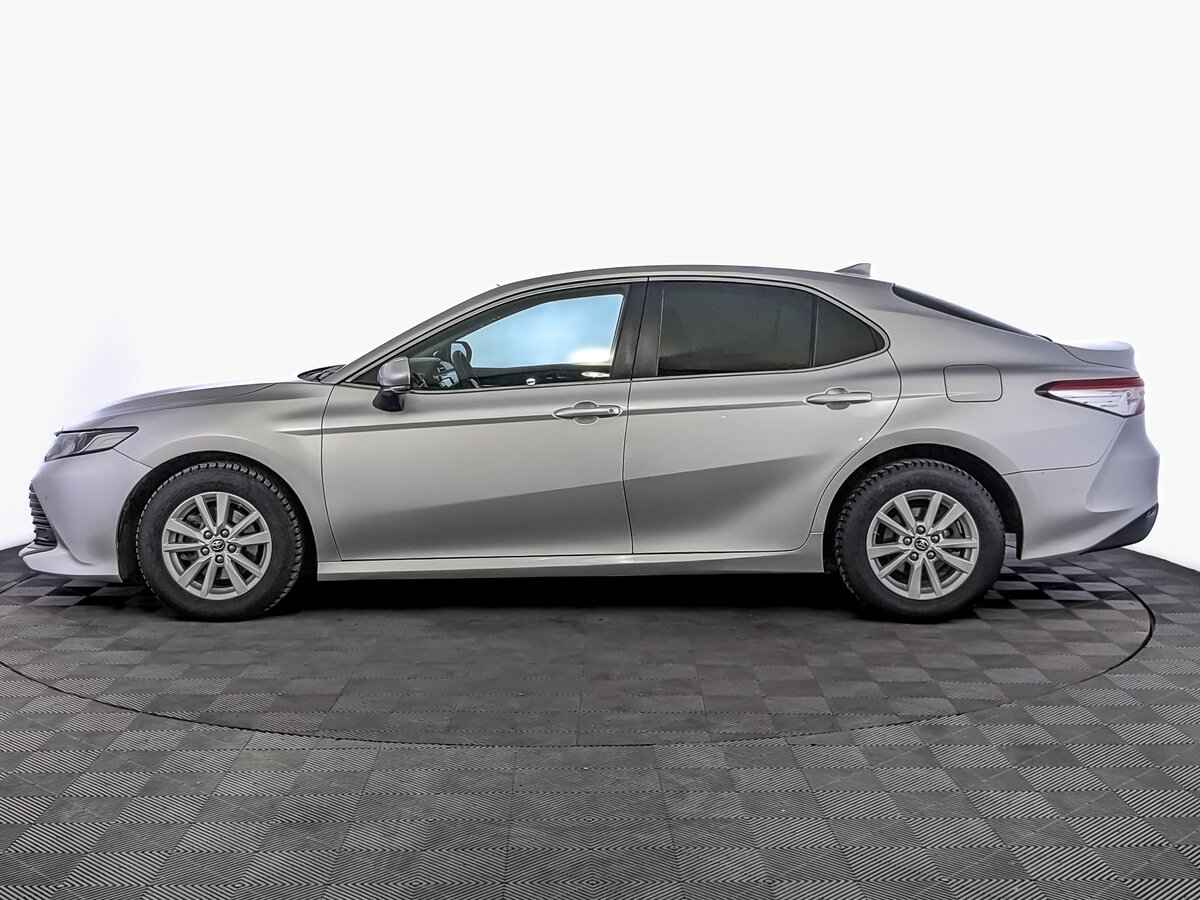Toyota Camry, 2020