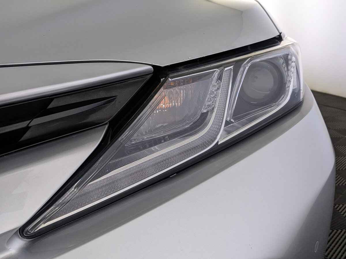 Toyota Camry, 2020
