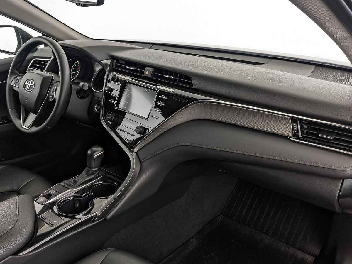 Toyota Camry, 2020