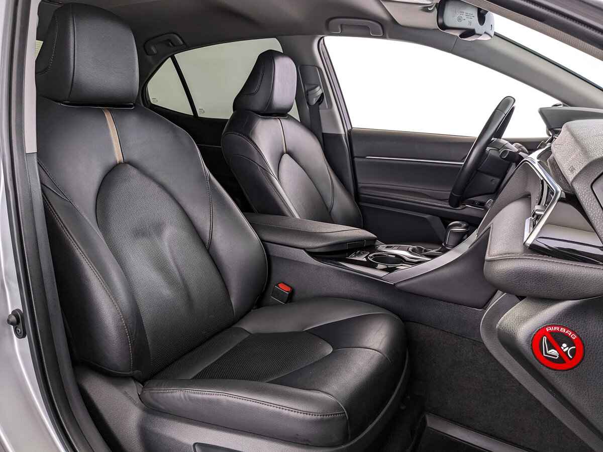 Toyota Camry, 2020