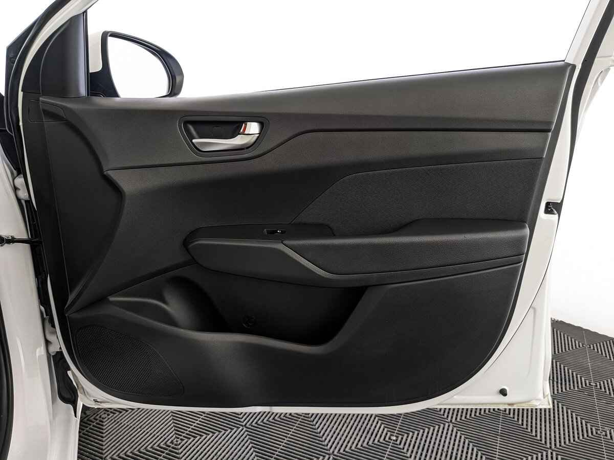 Hyundai Solaris, 2022