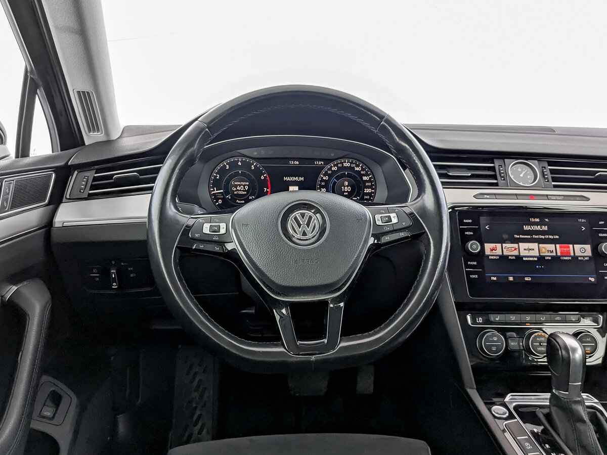 Volkswagen Passat, 2017