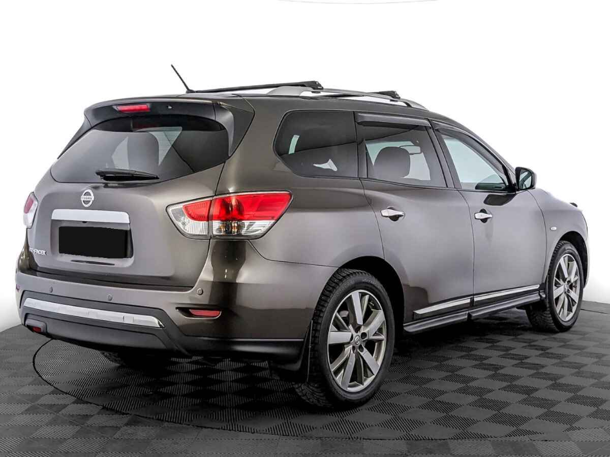 Nissan Pathfinder, 2016
