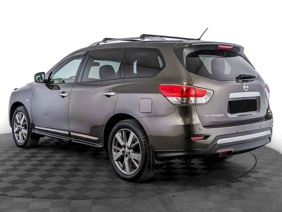 Nissan Pathfinder, 2016