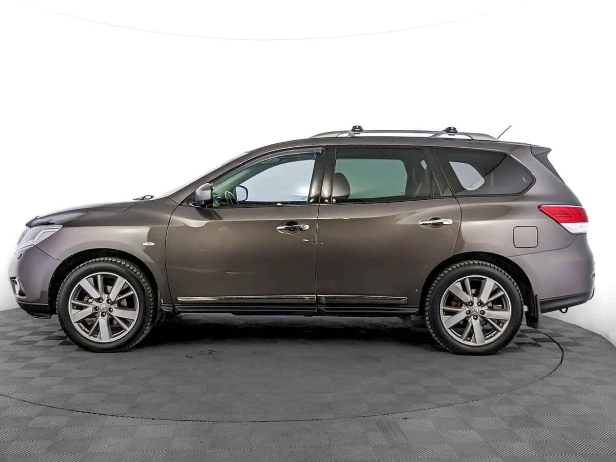 Nissan Pathfinder, 2016