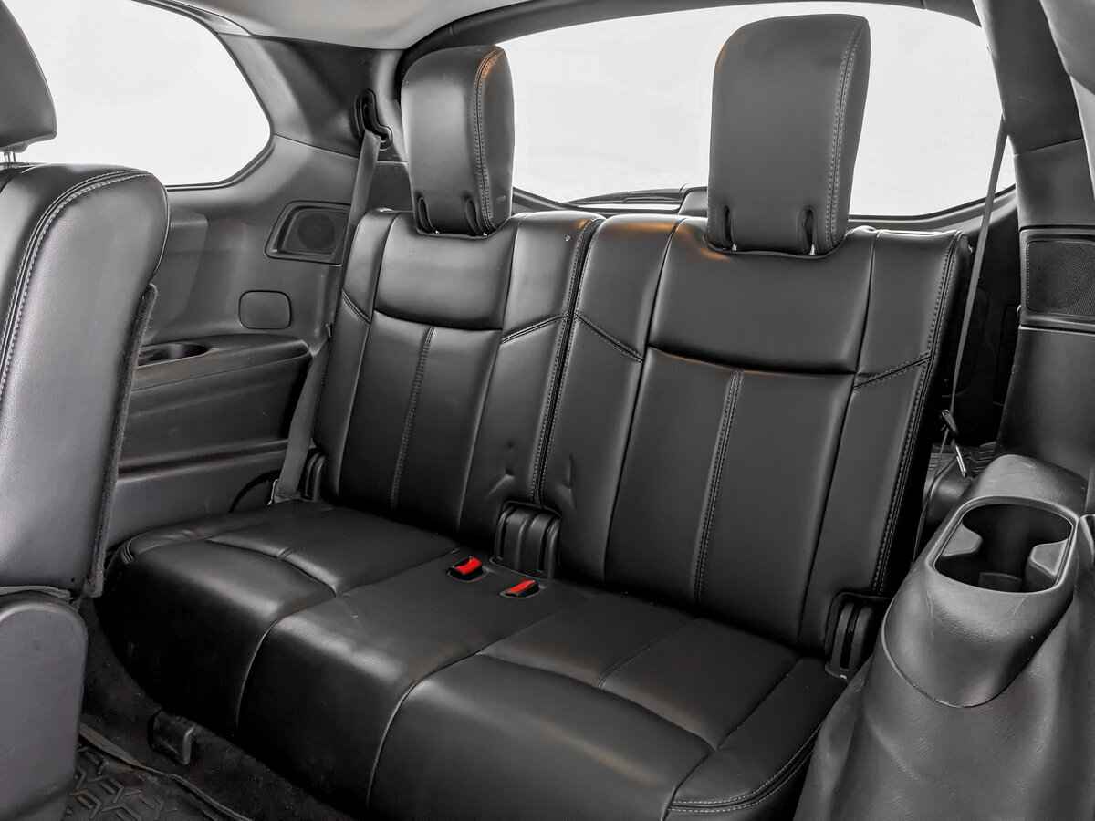 Nissan Pathfinder, 2016