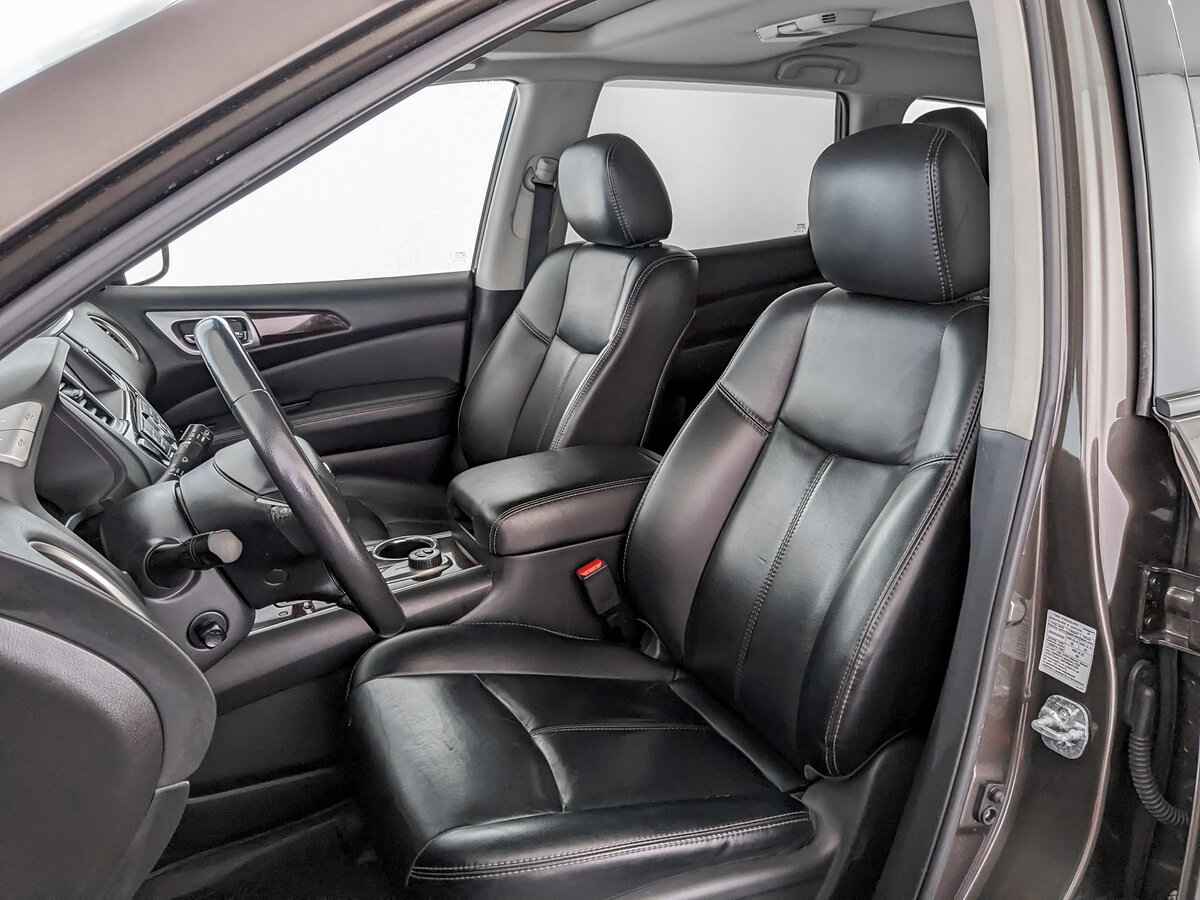 Nissan Pathfinder, 2016