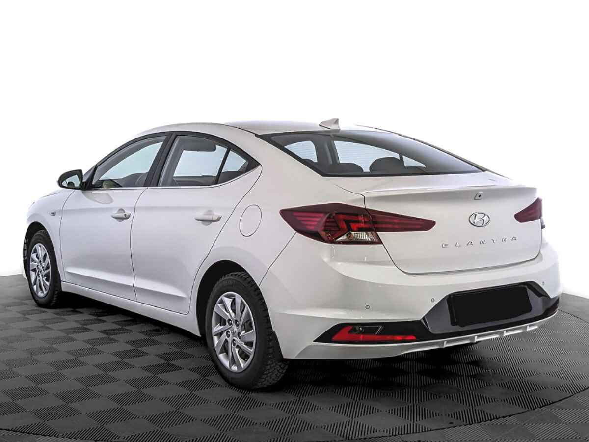 Hyundai Elantra, 2020