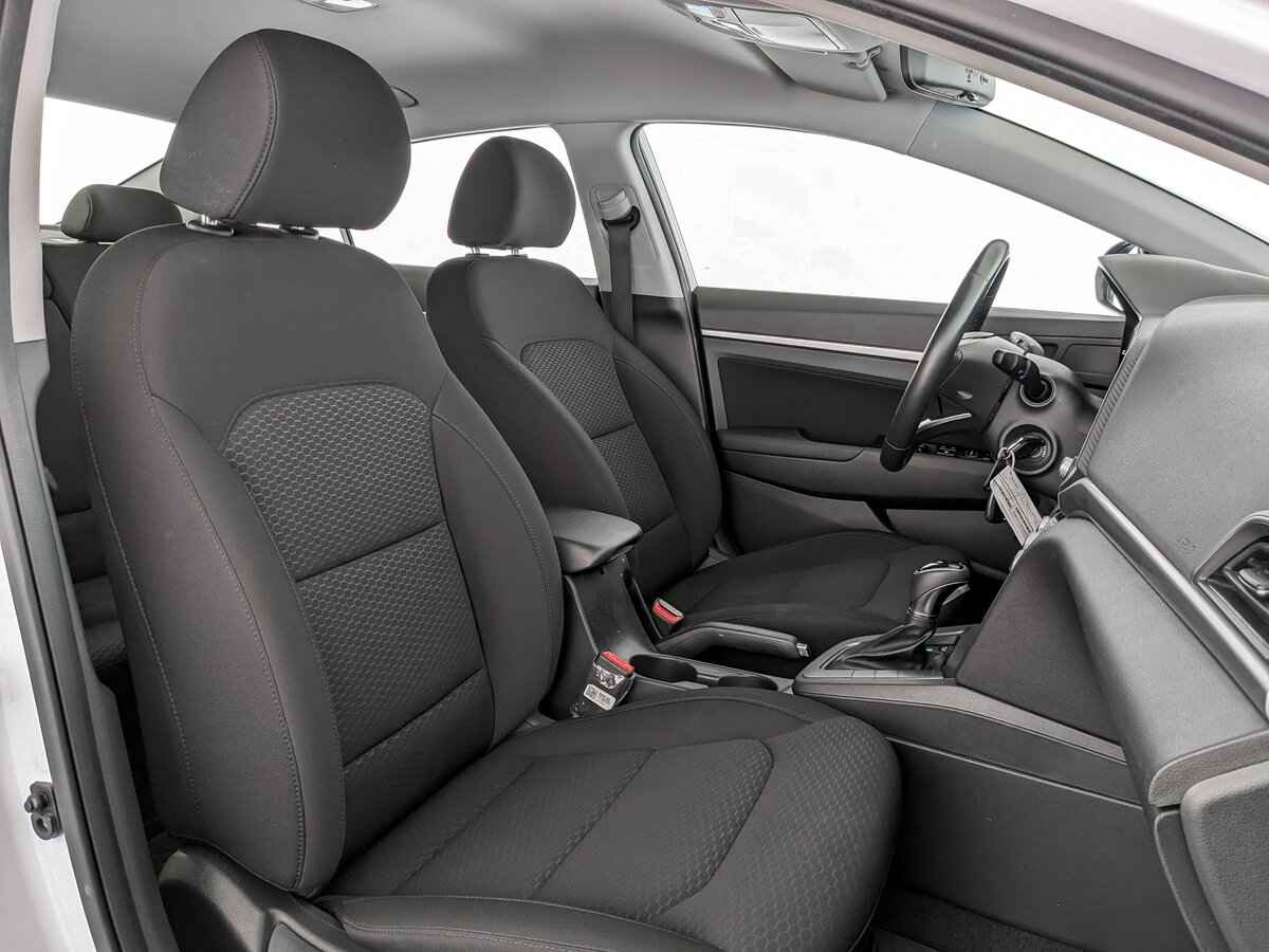 Hyundai Elantra, 2020