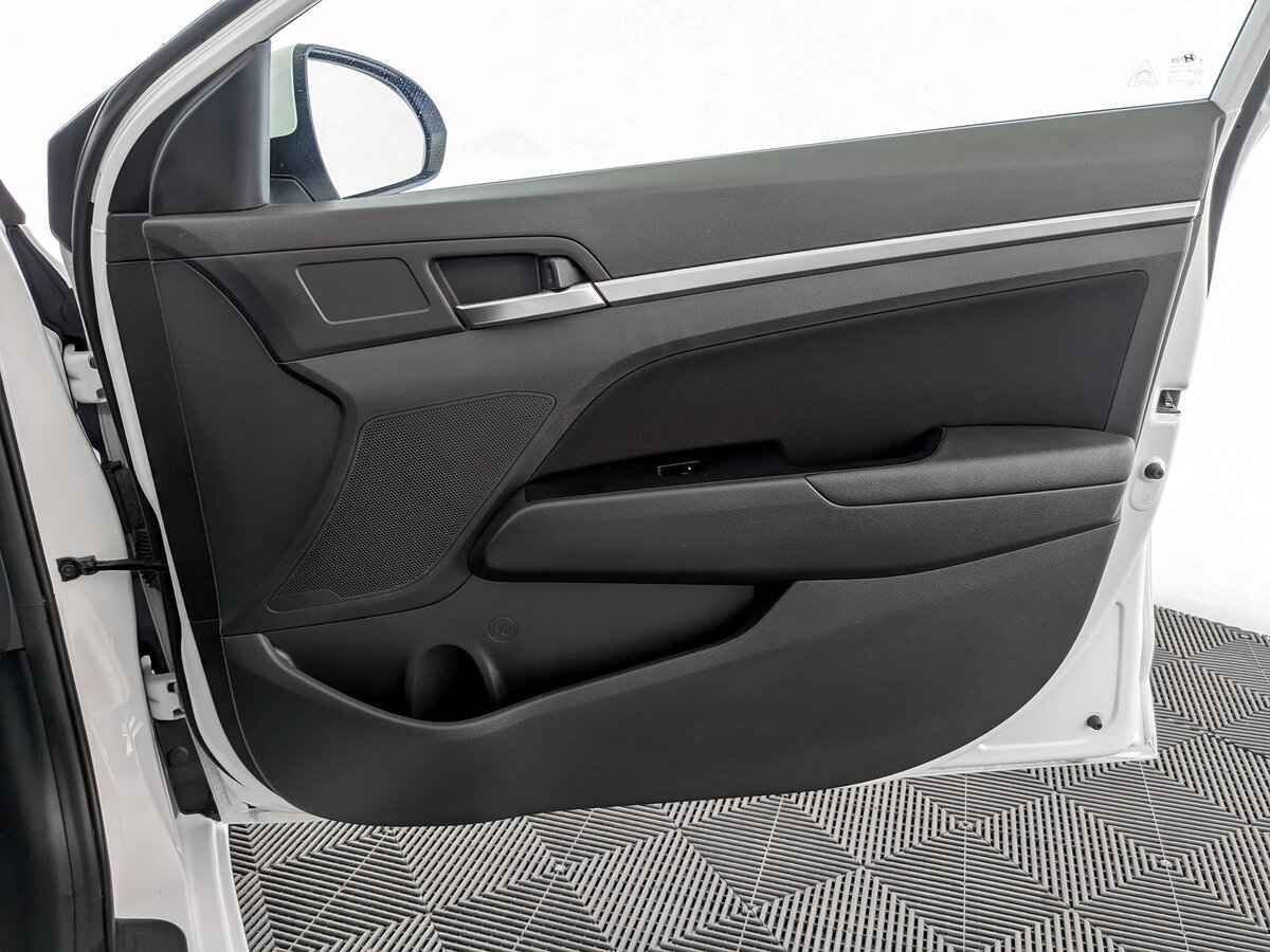 Hyundai Elantra, 2020