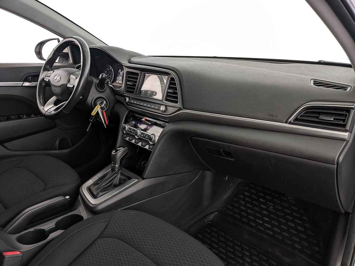 Hyundai Elantra, 2020