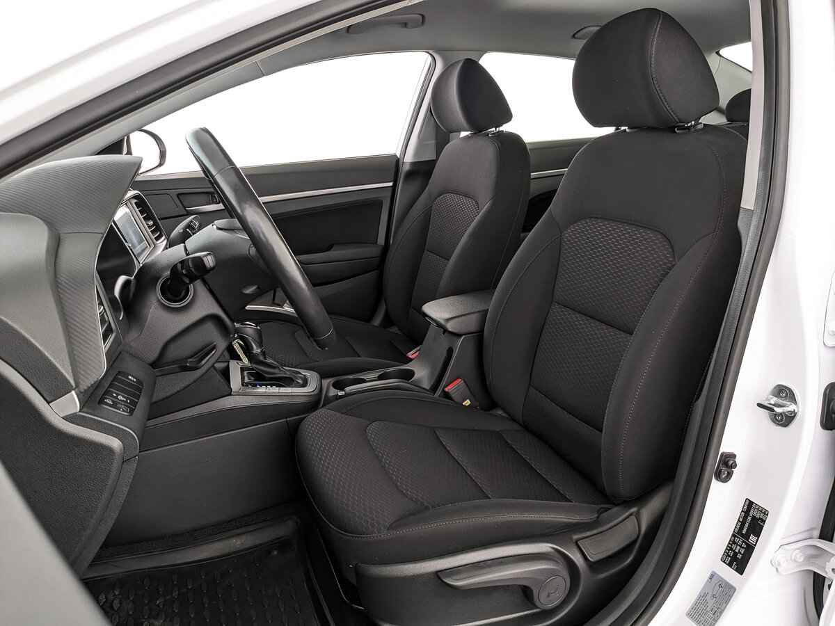 Hyundai Elantra, 2020