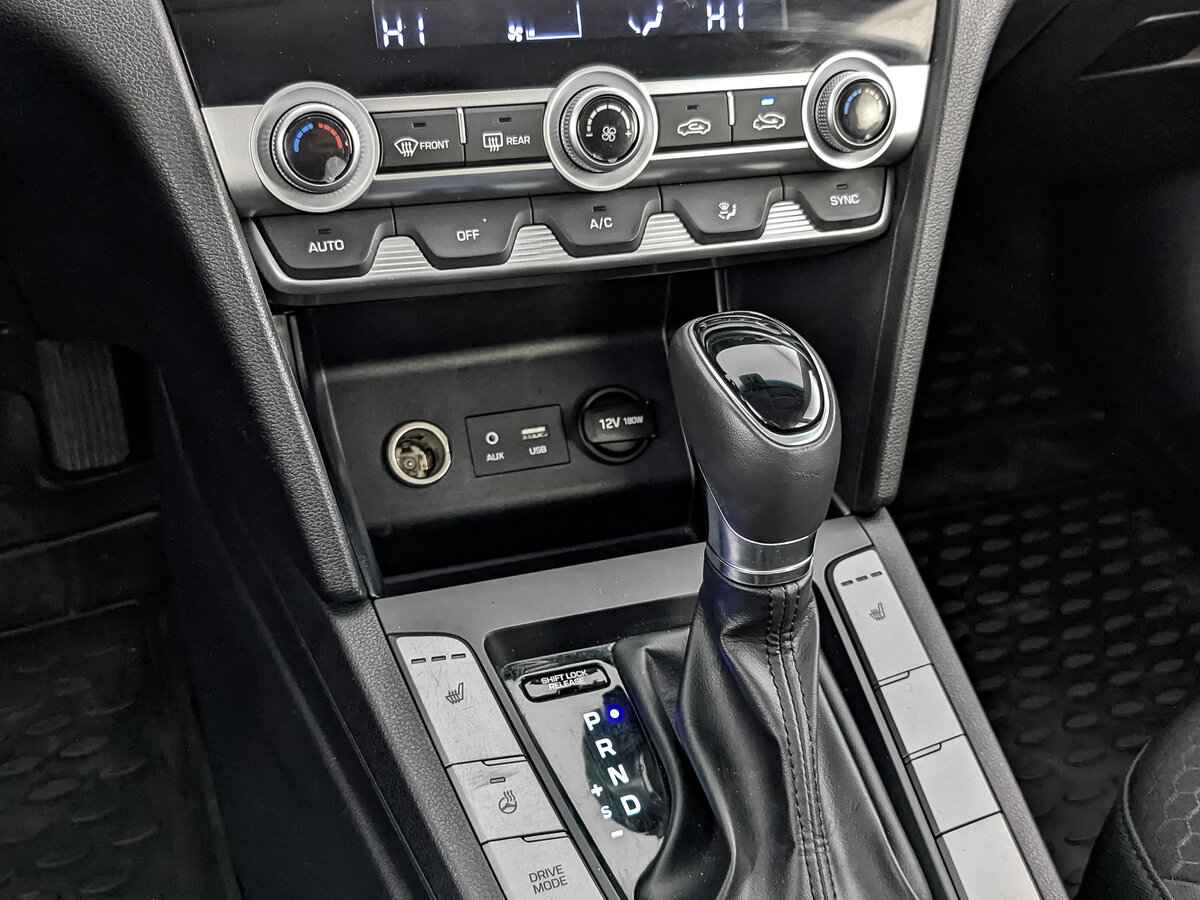 Hyundai Elantra, 2020