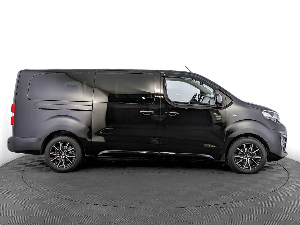 Peugeot Traveller, 2020