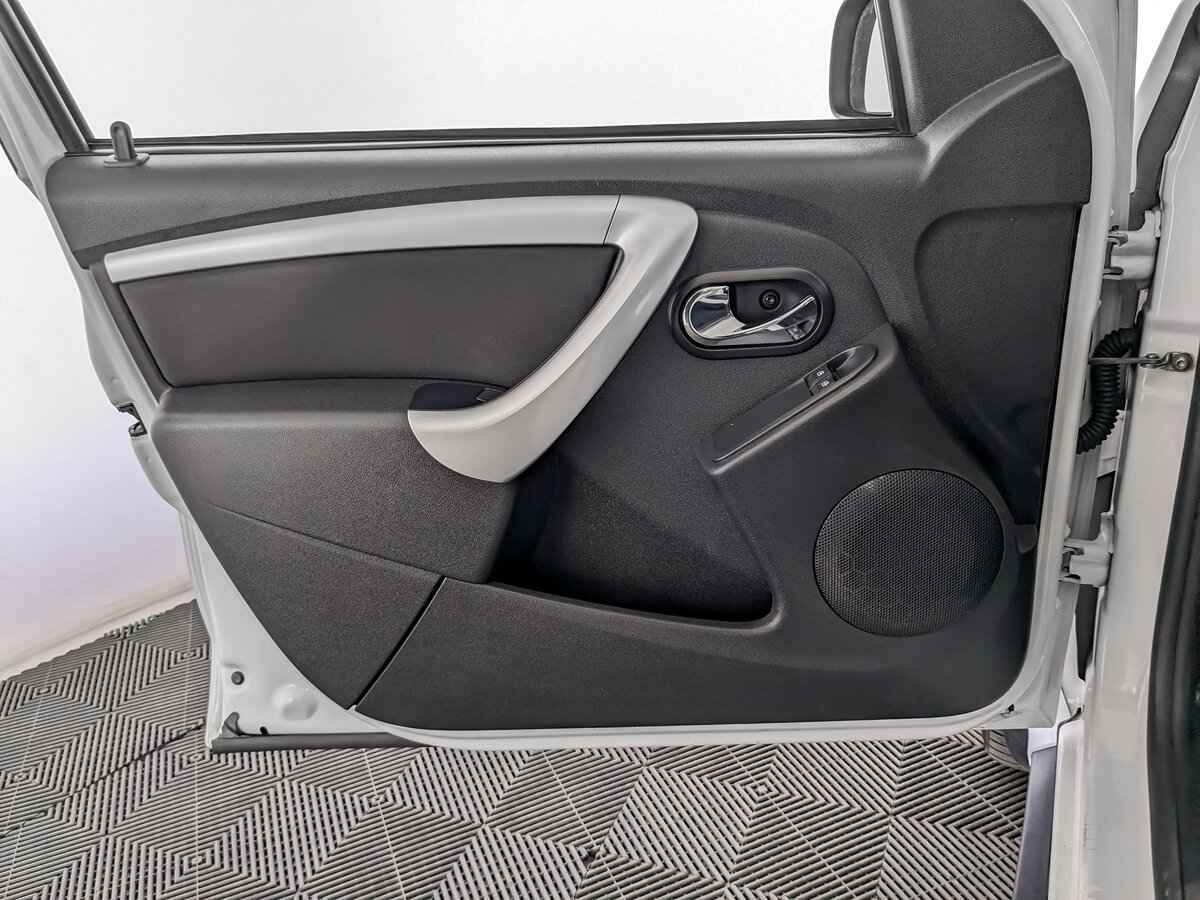 Nissan Terrano, 2019